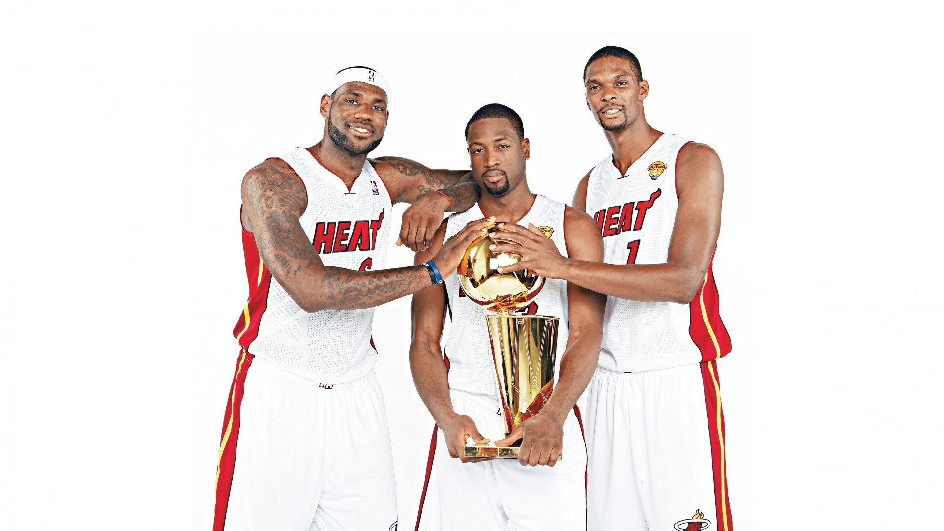 欧冠之夜：明星云集，全球瞩目的足球盛宴，欧冠mv